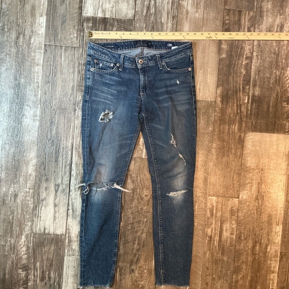 Lucky Brand Distressed Blue Jeans Size 4 - Picture 2 of 7